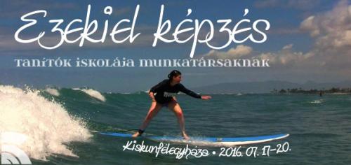 Kép: (CC) Andrew Sinclair: Karen surfing Waikiki. Forrás: https://www.flickr.com/photos/andrewsinclair/8845363590